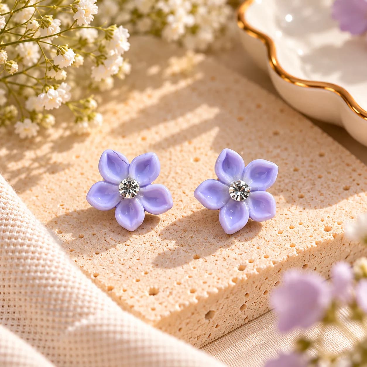 Handcrafted lightweight clay lavender / lilac mini floral stud